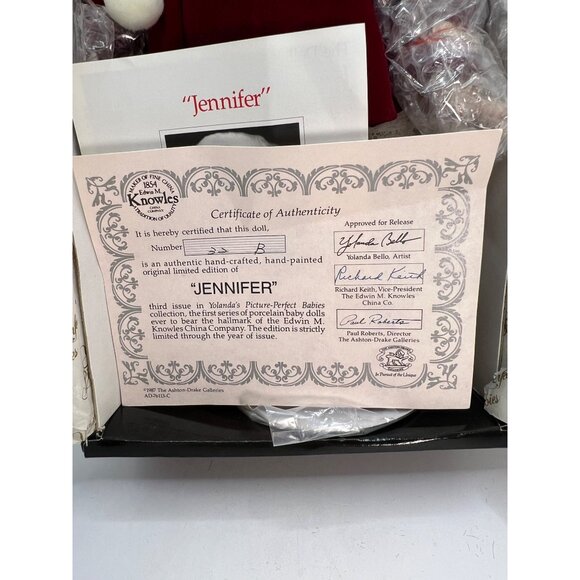 Knowles Yolanda's Picture Perfect Babies, Jennifer, COA, With Stand - Picture 6 of 8